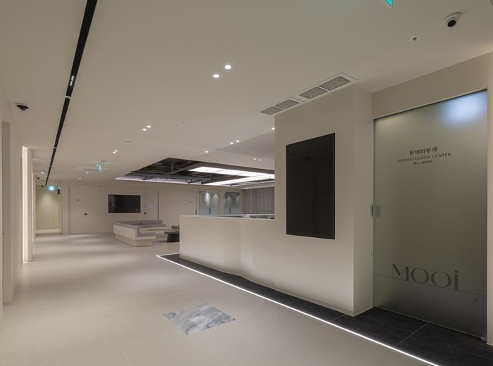 MOOi surgeons, Gangnam Seoul