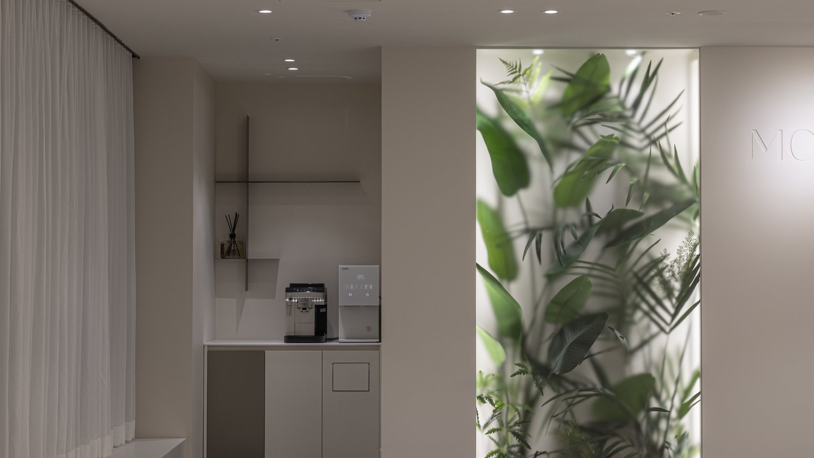 Mini Facelift at MOOi Plastic Surgery, Seoul